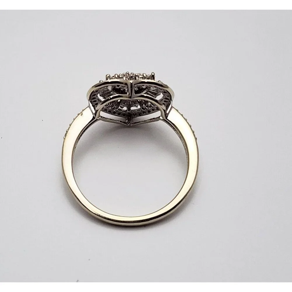 Unique 14K Karat Solid White Gold Designer Ladies Heart Diamond Ring - Size 7.25